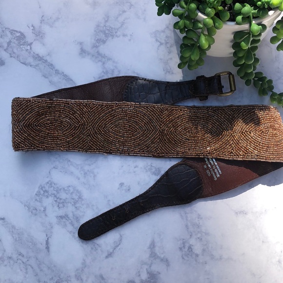 Beaded women’s belt - Picture 4 of 6